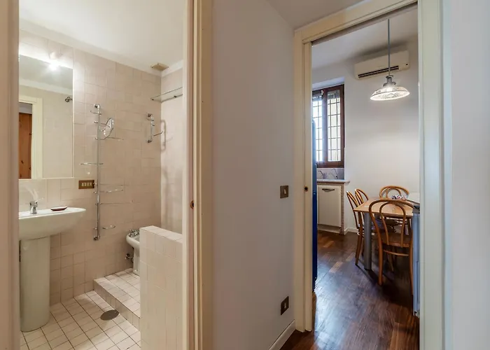 Apartament A Stone's Throw From The Colosseum!
